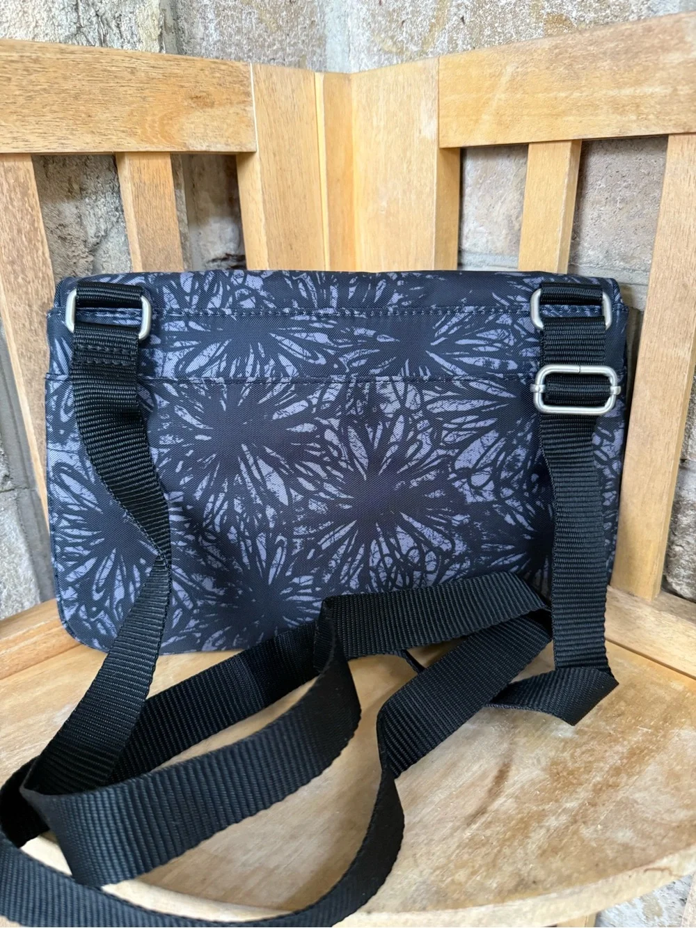 Baggallini Black and Gray Floral Print Cosmetic Pouch
